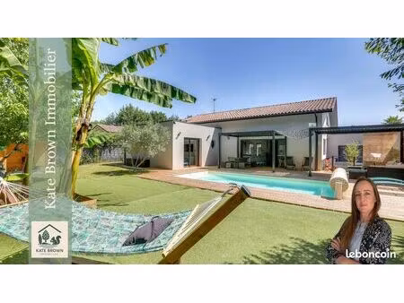 villa 7 pièces 220 m²