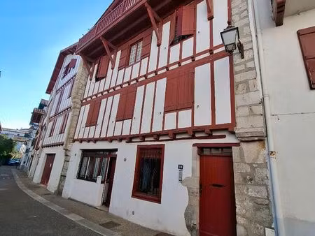 appartement 2 pièces 66 m²