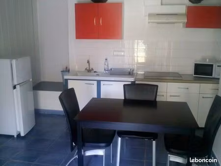 location t2 58m2