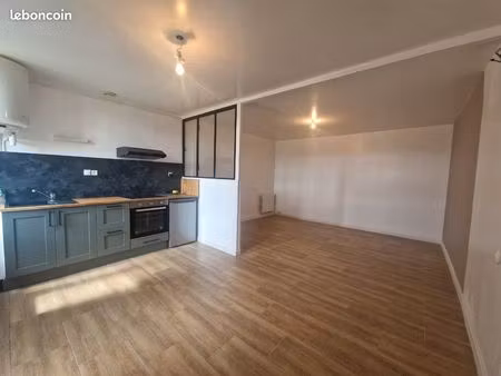 appartement t2 à louer - 50 m² - 500 cc