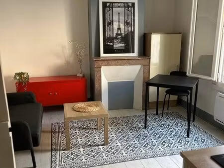 t2 tours prébendes 40m2