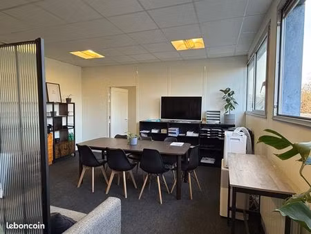 location bureau 48m2