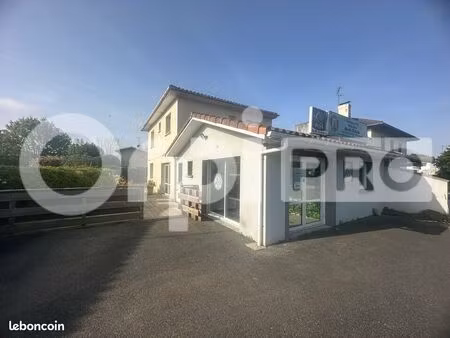 local commercial 110 m²
