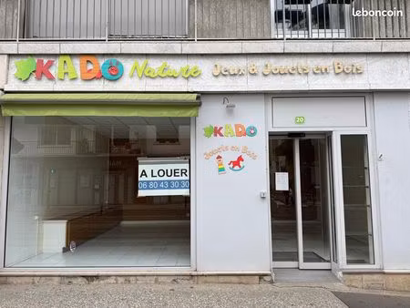 boutique / local professionnel 38 m² – rue charles gille (tours centre)