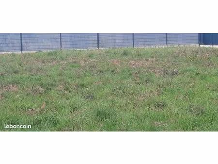 terrain 490 m² lanton