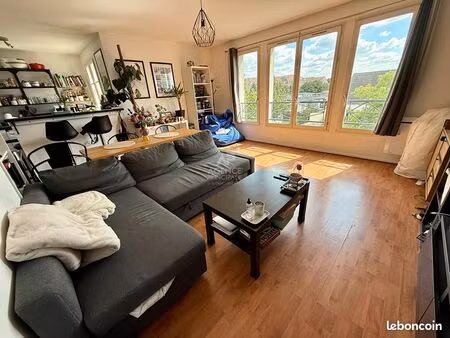 appartement 2 pièces 53 m²