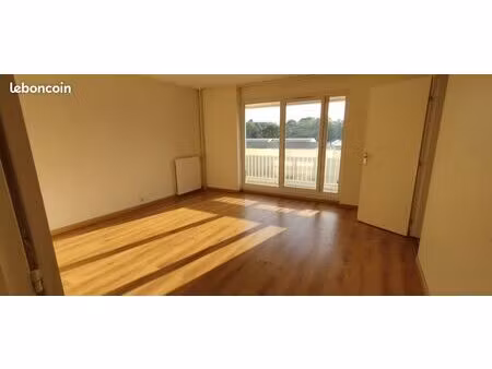 location appartement f3 elancourt - 67 m2