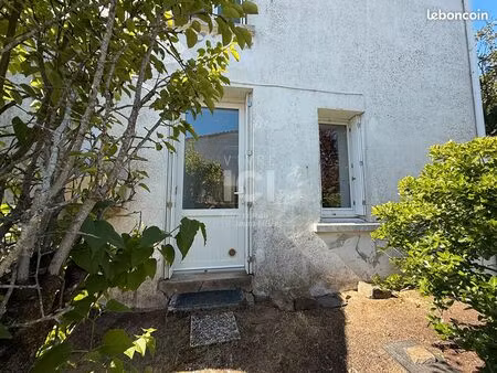 maison 2 pièces 35 m²
