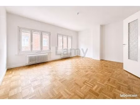appartement 3 pièces 69 m²
