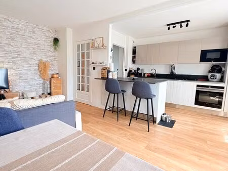 appartement 2 pièces lumineux  prêt à vivre