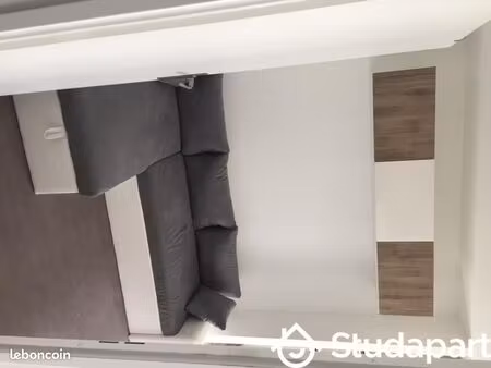 chambre 1 pièce 12 m²