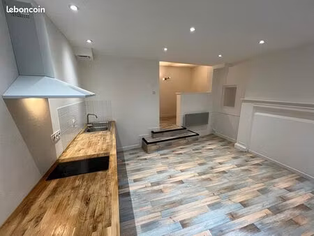 studio 1 pièce 25 m²
