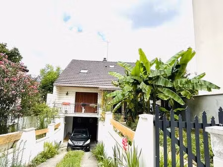 a vendre maison familiale avec 3 appartements et plus encore