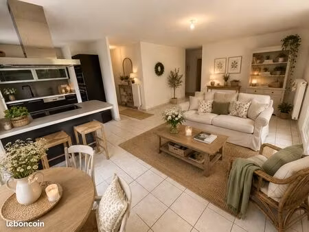 appartement 69 m2 - jardin  parking  terrasse