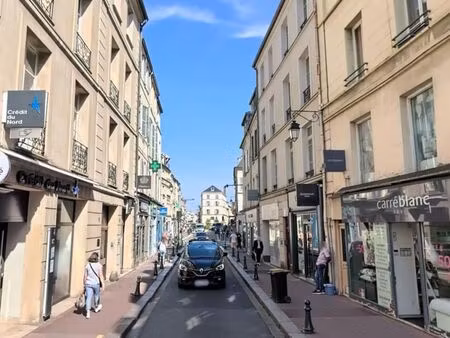 local commercial 44 m²