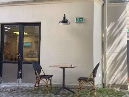 local commercial 646 m²