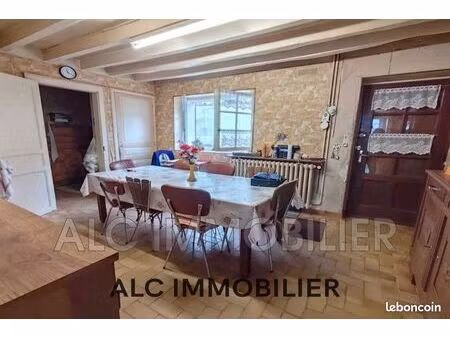 maison 1 pièce 151 m²