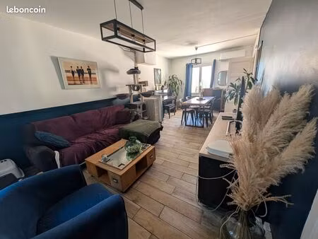 maison rénovée 72m² sur beaumont - garage  cour et jardinet - combles aménageables - secte