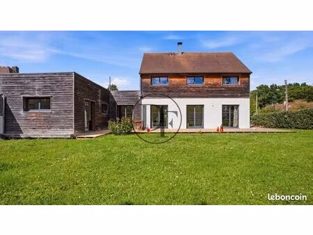 maison 7 pièces 170 m²