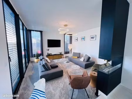 belle maison contemporaine