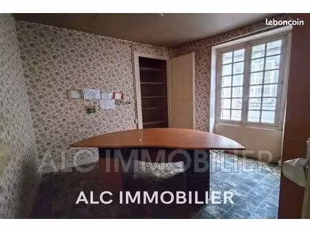 maison 3 pièces 130 m²