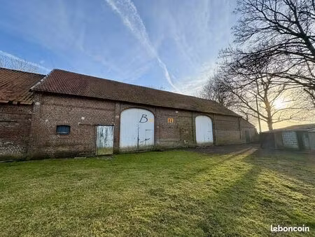 grange 1 pièce 350 m²