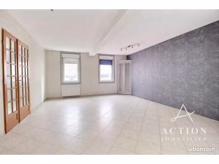 maison 5 pièces 136 m²