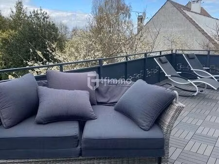 maison 7 pièces 223 m²