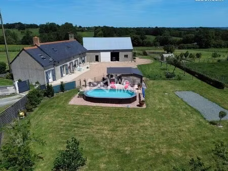 propriété 7 pièces 150 m²