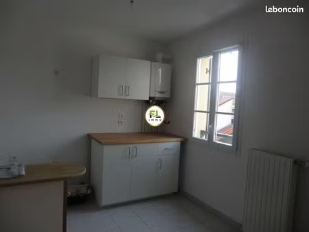 studio 1 pièce 30 m²