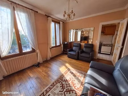 appartement 4 pièces 94 m²
