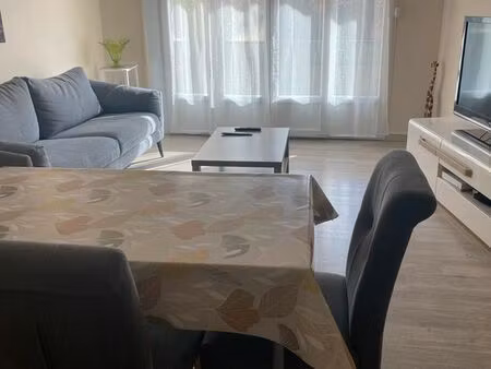 appartement f2 prés centre  toutes commodités