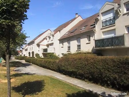 studio 1 pièce 33 m²