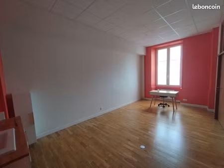 location salle professionnelle/bureau
