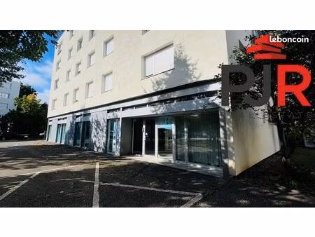 bureaux 142 m² marly