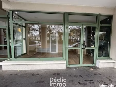 bureau 22 m²