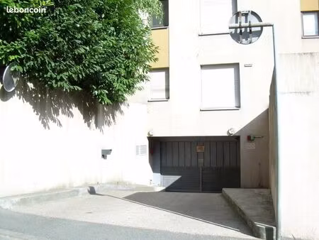 parking à louer proche de métro