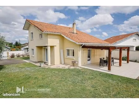 maison 6 pièces 121 m²