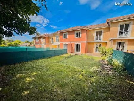 maison 5 pièces 104 m²