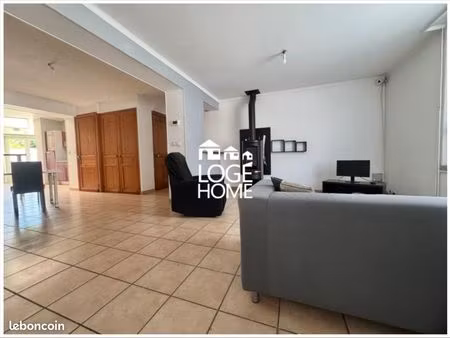 maison 4 pièces 130 m²