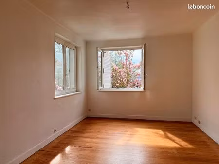 maison 6 pièces 151 m²