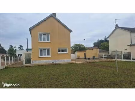 pavillon 4 pièces 90 m²