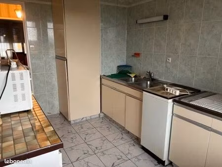 appartement t 4