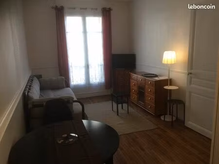 appartement 1 pièce meublée tout équipé