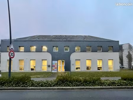 bureaux / local commercial / cabinet medical / coworking 400m2 extension possible 800m2