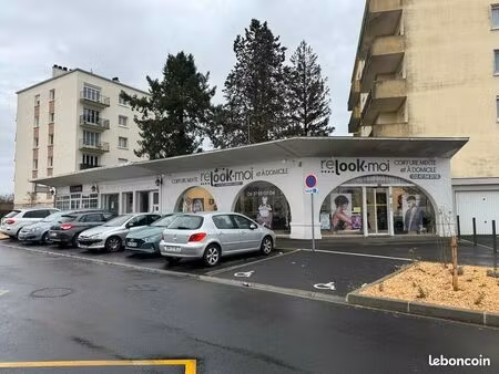 local commercial 90 m²