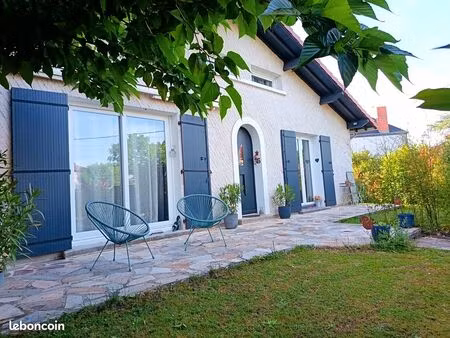 maison 5 pièces 125 m² à chavaroux (63)