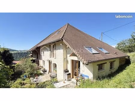 ferme 5 pièces 140 m²