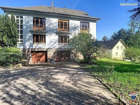 maison 13 pièces 340 m²