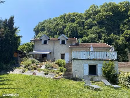 maison individuelle à 20min de grenoble : 4 chambres  140m2
